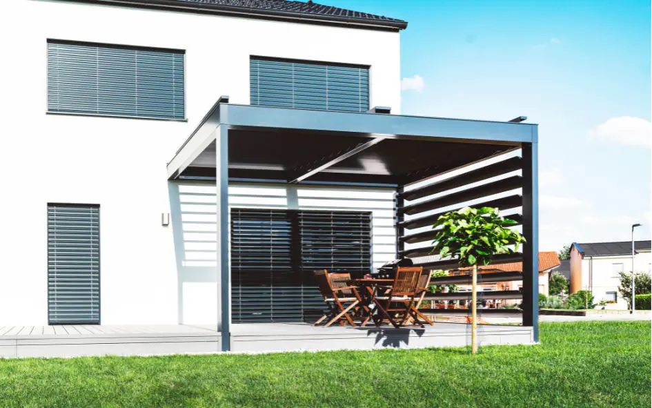 pérgolas y toldos para hotel