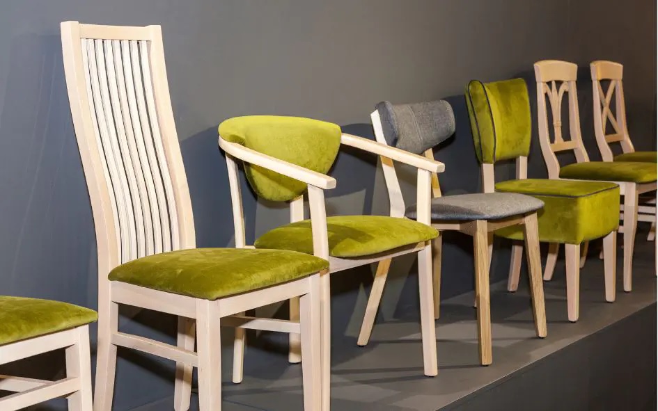 sillas de madera para negocio